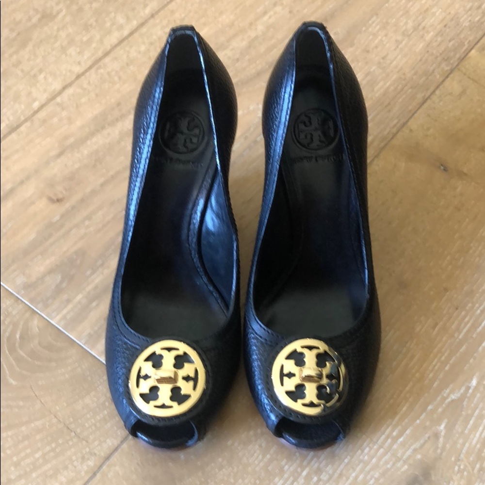 Wooden wedge heels. Excellent condition.